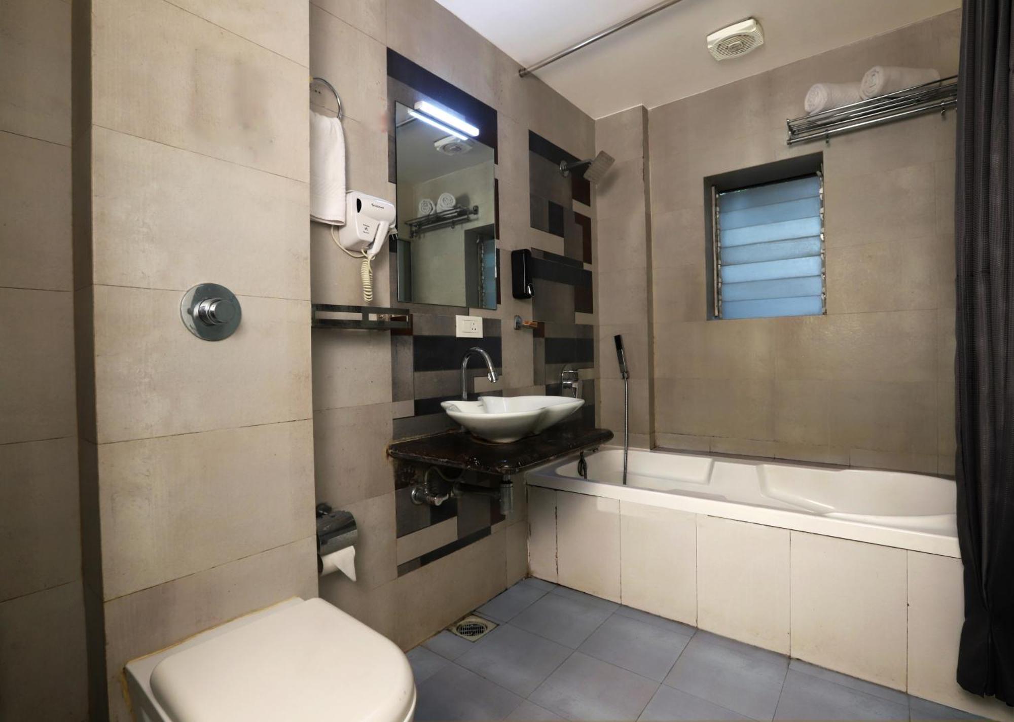 Hotel Elite Continental- Near Mumbai International Airport Andheri East Εξωτερικό φωτογραφία